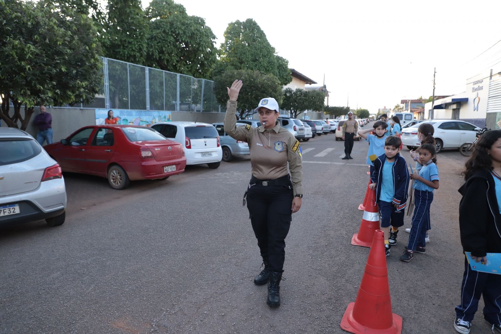 Prefeitura orienta condutores de veículos para evitar acidentes Prefeitura orienta condutores de veículos para evitar acidentes