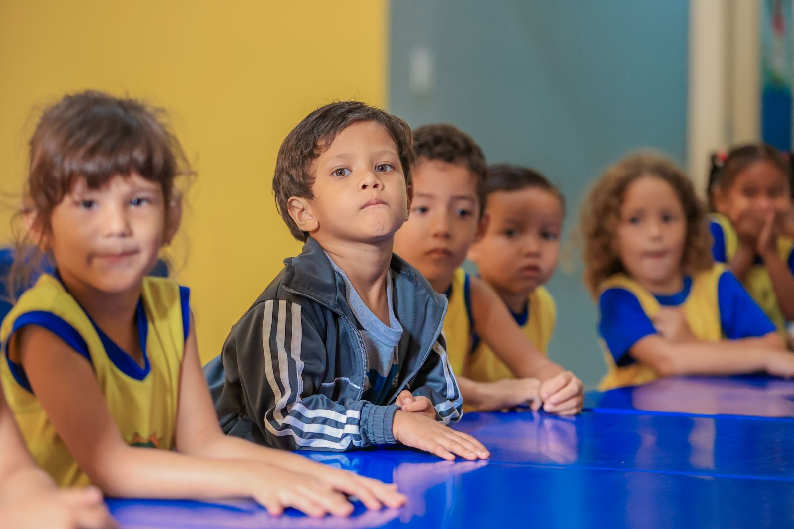 Retificação do edital de chamamento público para contratação de creches e escolas particulares