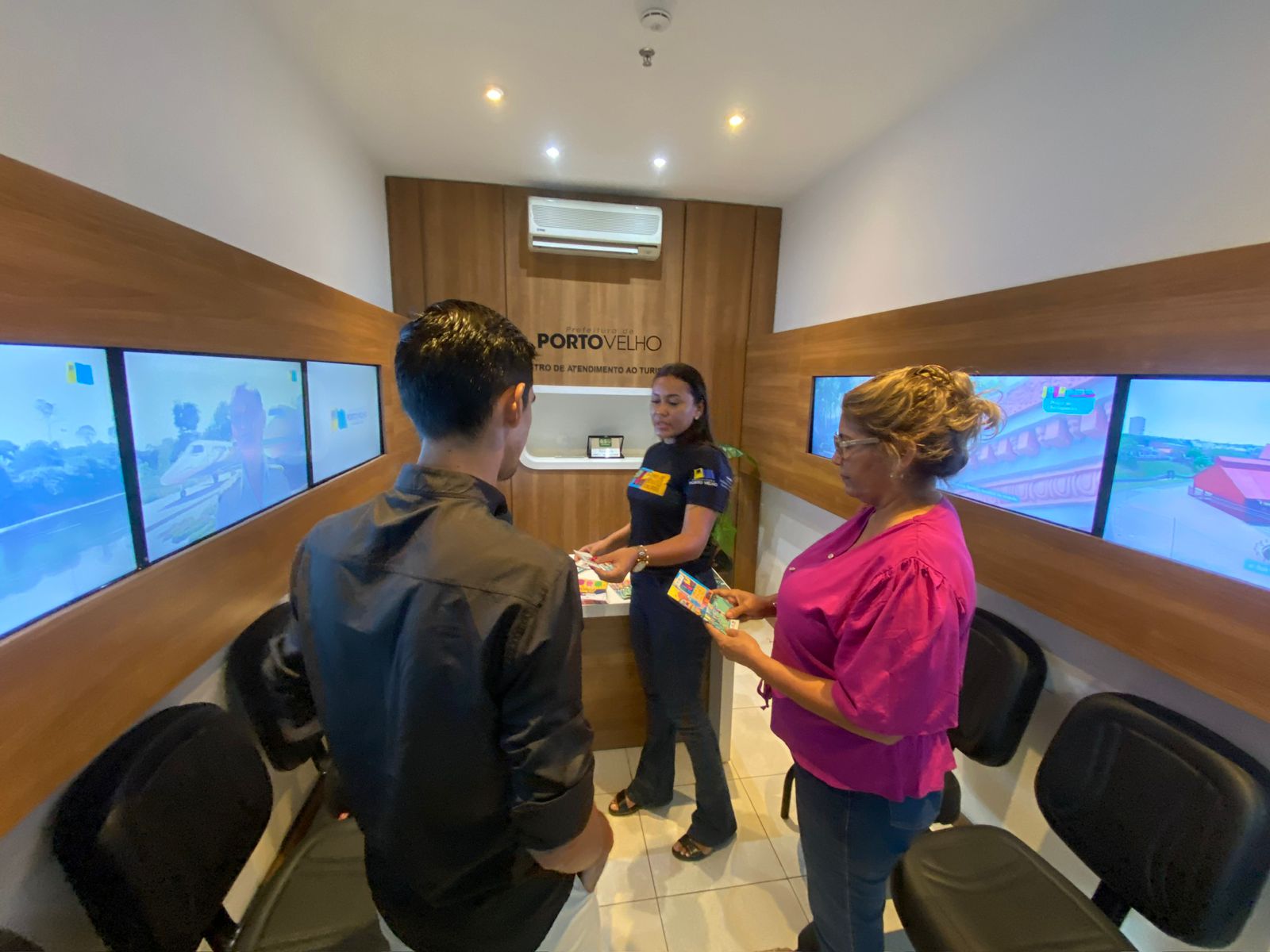 Centro de Atendimento ao Turista possui novo horário de funcionamento Centro de Atendimento ao Turista possui novo horário de funcionamento