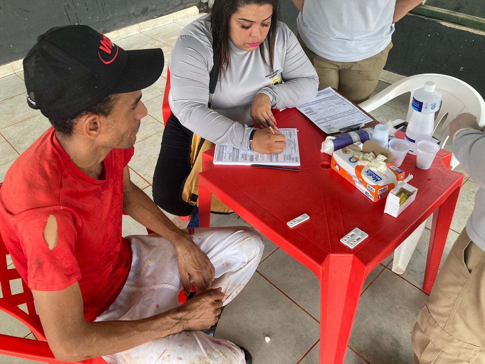 Semusa leva serviços de combate à malária para moradores do bairro Areia Branca