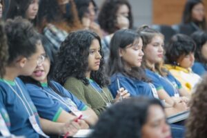 Curso preparatório para o Enem, oferecido pela Prefeitura, abre inscrições na próxima segunda (19)