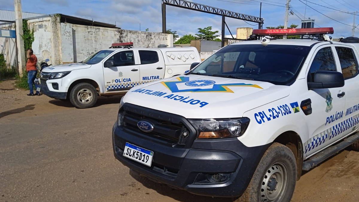Bandidos invadem casa de prostituição e fazem arrastão na capital