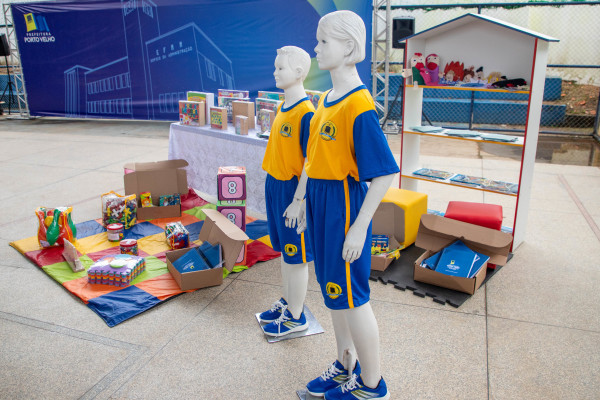 Prefeitura de Porto Velho garante kit escolar e uniforme para todos os alunos da rede municipal de ensino Prefeitura de Porto Velho garante kit escolar e uniforme para todos os alunos da rede municipal de ensino