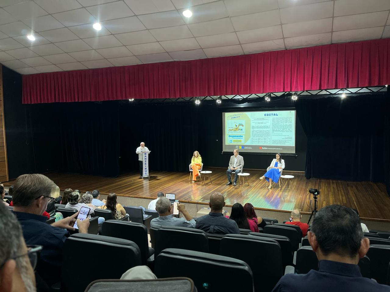 www.deixaeutefalar.com.br Áreas da saúde e assistência social foram temas da segunda audiência pública para elaboração do orçamento de 2025