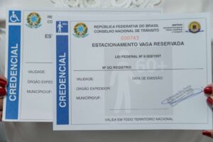 www.deixaeutefalar.com.br Emissão gratuita de credenciais para vagas reservadas segue até o dia 30 no Porto Velho Shopping