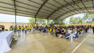 www.deixaeutefalar.com.br Prefeitura entrega escola ampliada e reformada para comunidade de Aliança