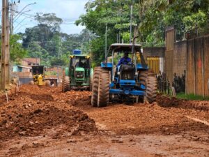Terraplanagem e drenagem no bairro Planalto ultrapassam 30% de execução