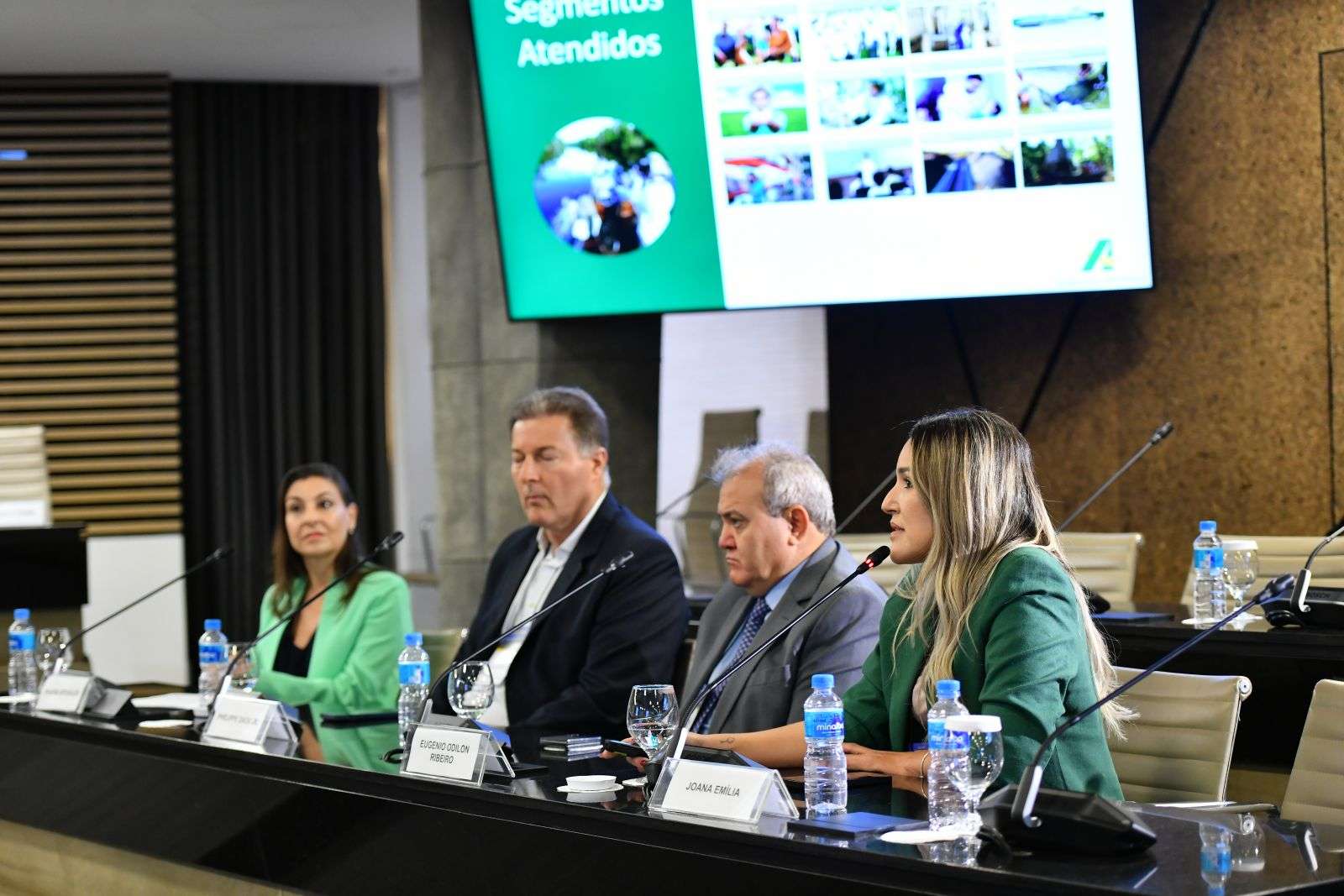 www.deixaeutefalar.com.br Gerente geral do Basa destaca investimentos voltados às micro e pequenas empresas em Rondônia