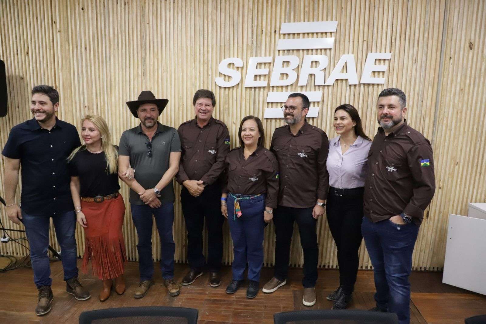 www.deixaeutefalar.com.br Prefeitura de Porto Velho se reúne com Sebrae em busca de incentivos aos pequenos produtores rurais