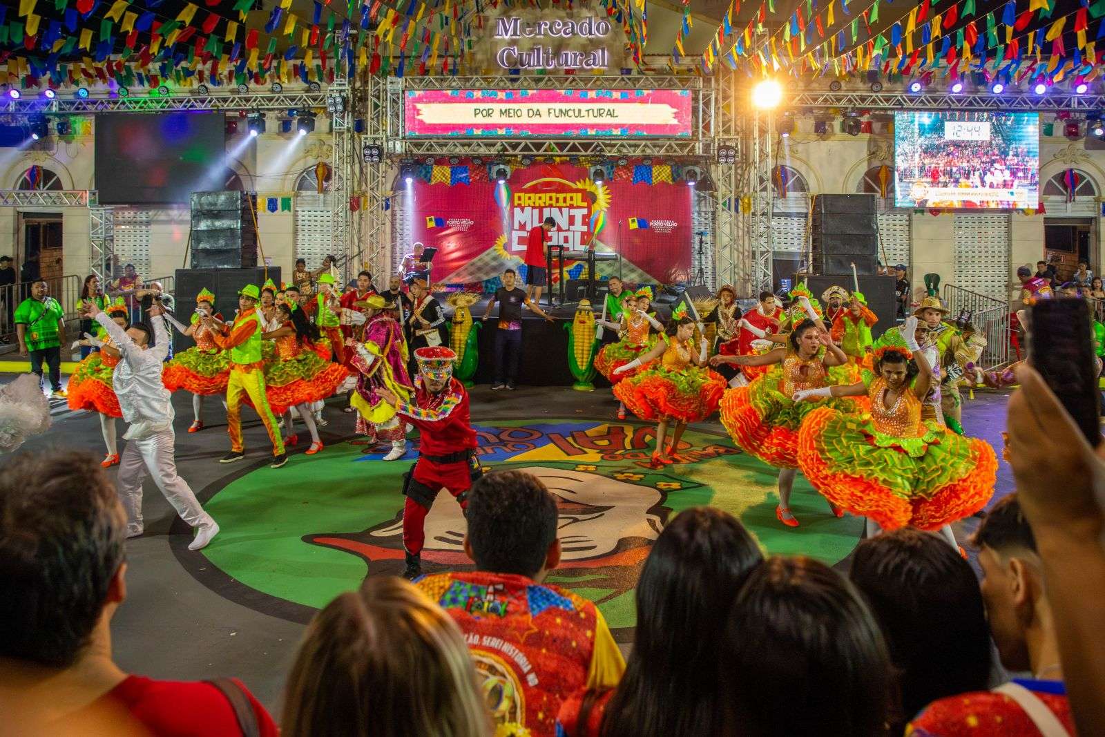 www.deixaeutefalar.com.br Prefeitura realiza abertura oficial do período de festas no Mercado Cultural de Porto Velho