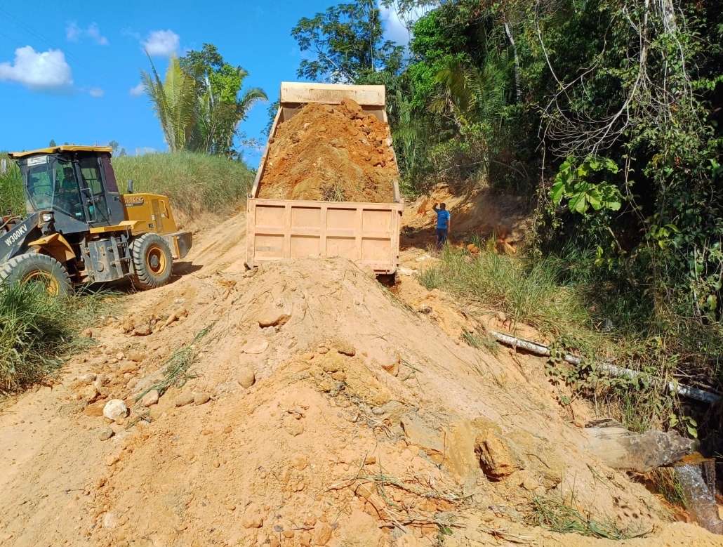 www.deixaeutefalar.com.br Prefeitura realiza recuperação de ponte em União Bandeirantes, área rural de Porto Velho
