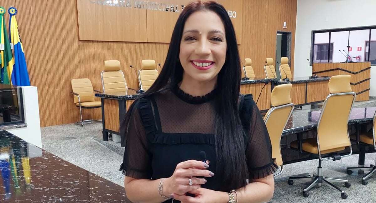 www.deixaeutefalar.com.br Avante sofre baixa com a desistência de Renata Camurça