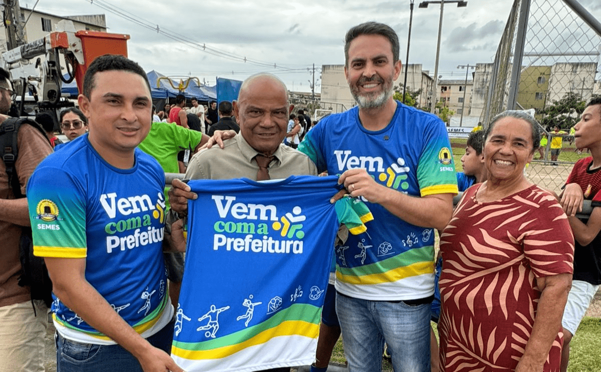 Pastor Evanildo participa do projeto “Vem com a Prefeitura” no Residencial Morar Melhor Pastor Evanildo participa do projeto “Vem com a Prefeitura” no Residencial Morar Melhor