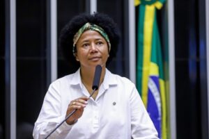 Sílvia Cristina volta a cobrar que a Câmara Federal vote a PEC 47 da transposição