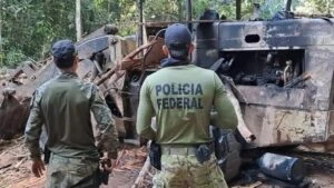 Apreensão de celular desencadeia operação da PF contra mineração ilegal em terra indígena de Rondônia