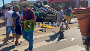 Grave acidente com capotamento deixa três feridos em estado grave na Avenida Jorge Teixeira, em Porto Velho