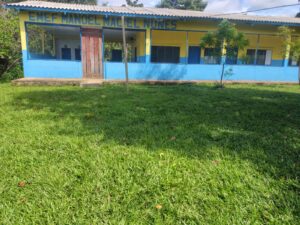 www.deixaeutefalar.com.br Baixo-Madeira: sem professor, sem aula! pais decretam revolta no Distrito de Nazaré em Porto Velho