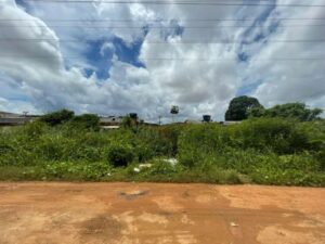 www.deixaeutefalar.com.br Vereador Fernando Silva solicita limpeza urgente nas imediações das torres da Rua Ibrahim Sued, no Bairro Pantanal