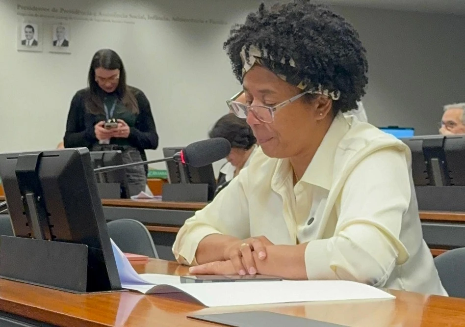 Relatório da deputada foi aprovado e dá mais celeridade na tramitação do projeto na Câmara Relatório da deputada foi aprovado e dá mais celeridade na tramitação do projeto na Câmara