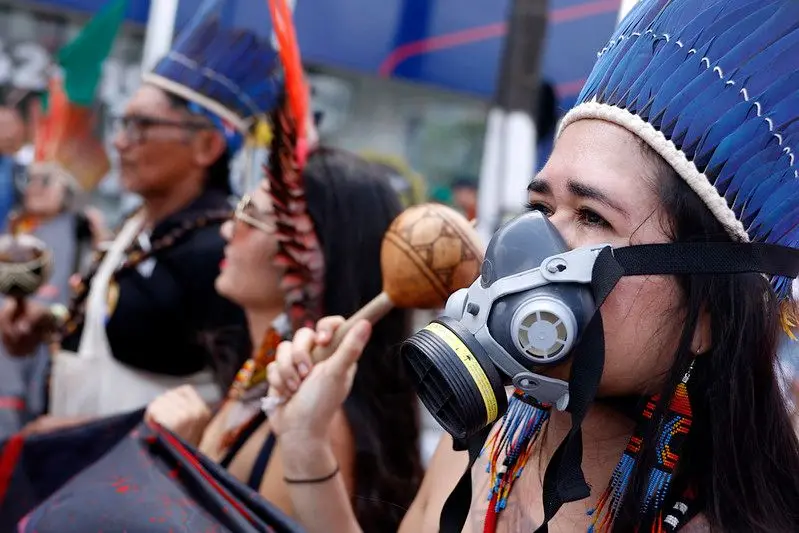 www.deixaeutefalar.com.br COP30 em Belém vive clima de tensão entre povos indígenas e ONU