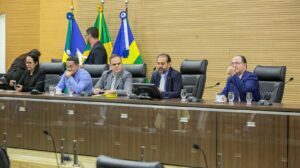 www.deixaeutefalar.com.br Assembleia Legislativa entra em recesso e votação do orçamento de 2026 fica para janeiro