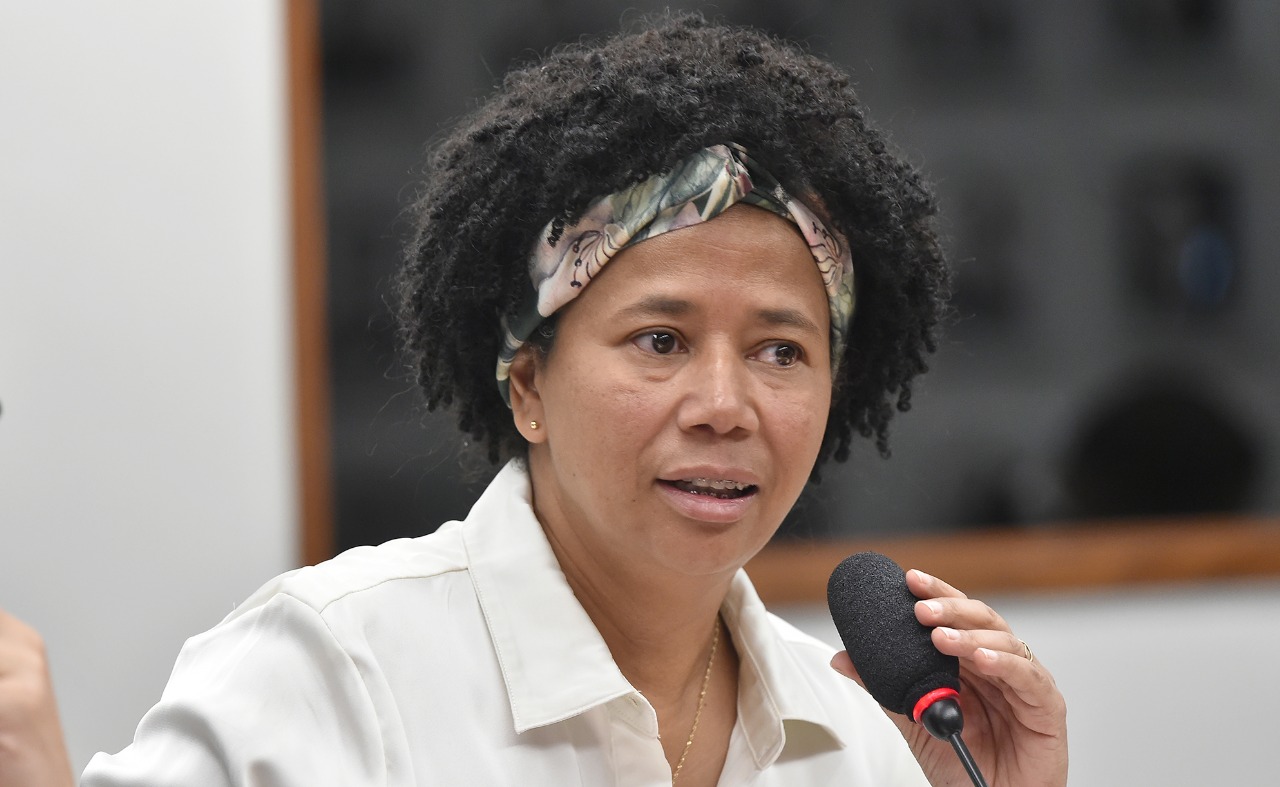 www.deixaeutefalar.com.br Silvia Cristina diz que audiência pública sobre projeto da concessão da hidrovia do Madeira foi esclarecedora