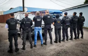 www.deixaeutefalar.com.br Operação Abscício mira facção criminosa e apreende cerca de R$ 11 milhões em bens em RO