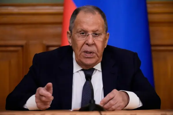Rússia afirma ter vantagem na guerra e condiciona negociação aos seus termos