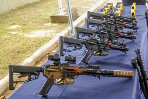 Novos equipamentos reforçam policiamento e colocam “Candiru” em ação no Rio Madeira Novos equipamentos reforçam policiamento e colocam “Candiru” em ação no Rio Madeira