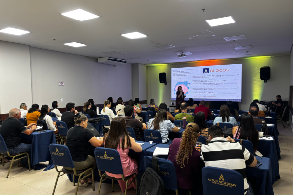 Workshop em Porto Velho redefine inclusão escolar com foco em Neurociência e Governança Educacional