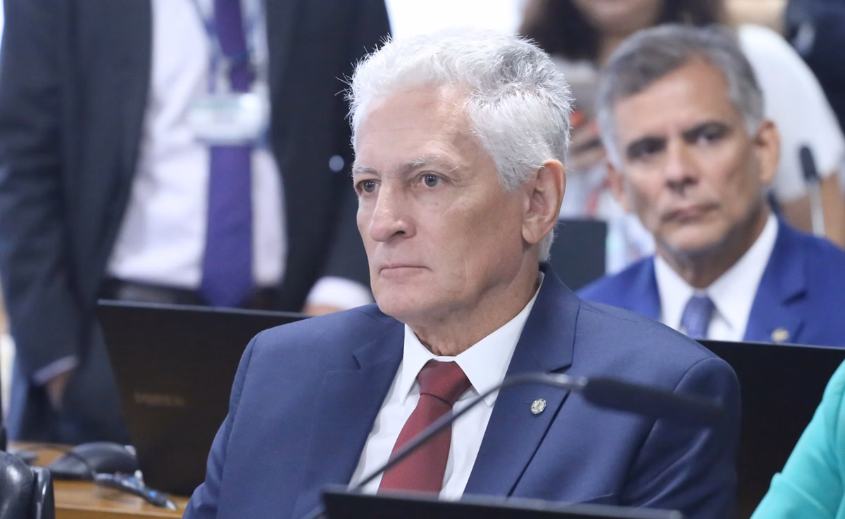 www.deixaeutefalar.com.br Rogério Correia publica retratação após decisão judicial