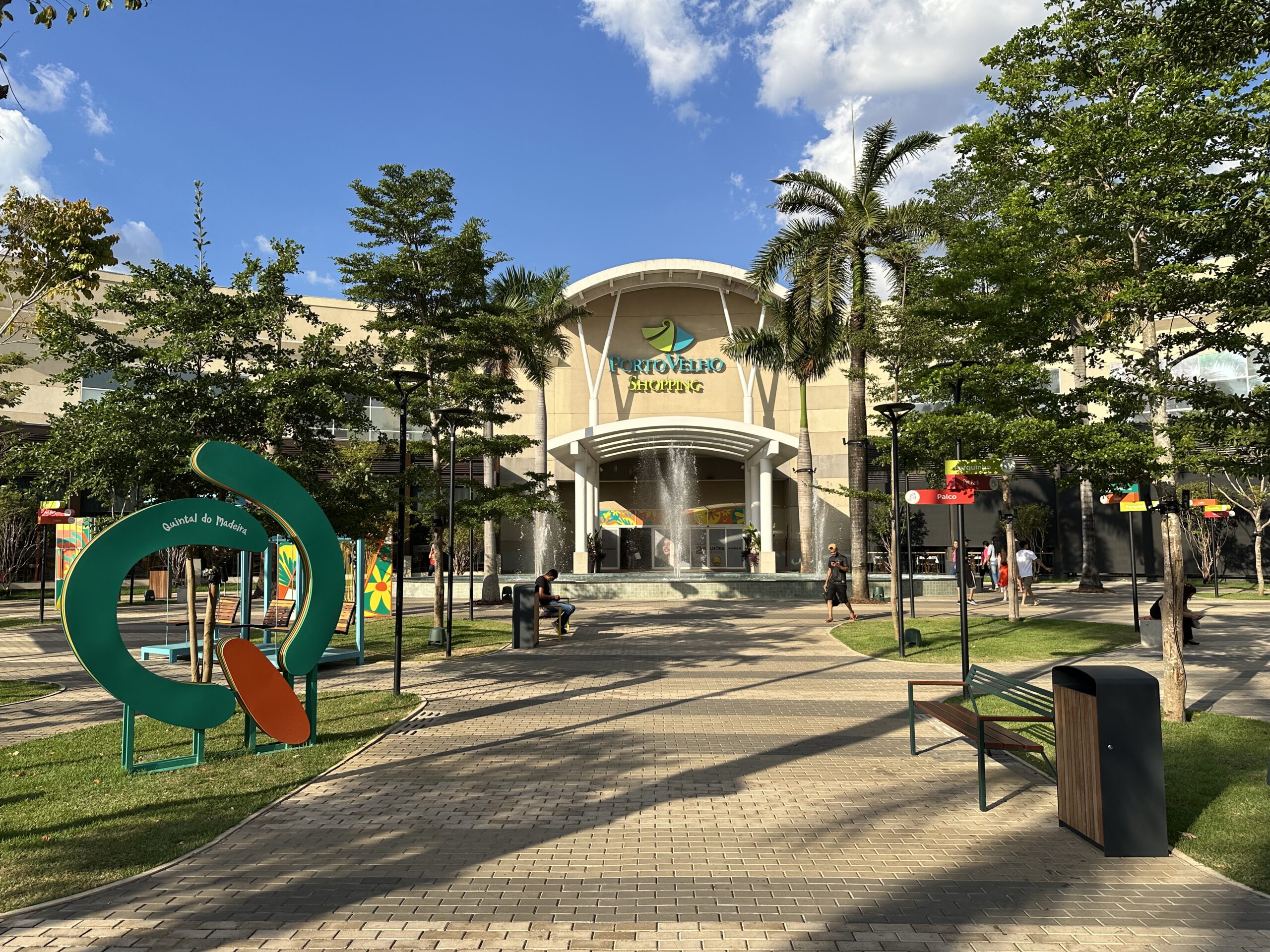 Feira cultural, cinema e dança movimentam fim de semana em shopping da capital