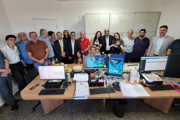 Servidor da Alero celebra 49 anos de serviço público e data é comemorada pela equipe do deputado Laerte Gomes Servidor da Alero celebra 49 anos de serviço público e data é comemorada pela equipe do deputado Laerte Gomes