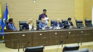 www.deixaeutefalar.com.br Falhas na emissão de identidade geram críticas na Assembleia e afetam moradores de Rondônia