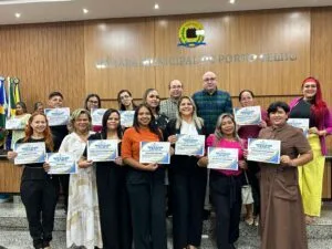 Gedeão Negreiros homenageia voluntários do 'Sabadão da Família Cidadã' com Moção de Aplausos na Câmara Gedeão Negreiros homenageia voluntários do 'Sabadão da Família Cidadã' com Moção de Aplausos na Câmara
