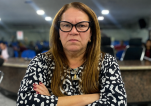 Prefeitura aperta o cinto após meses de festa e vereadora fala em corte de mais de R$ 90 milhões