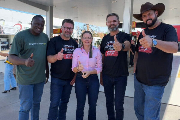 Sofia Andrade reforça força da direita e do agro ao lado de lideranças nacionais durante a Rondônia Rural Show