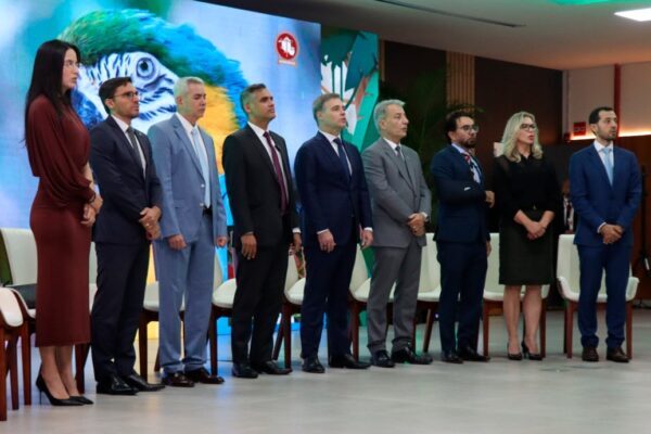 Ministro do STF destaca liderança e futuro institucional do MP em palestra magna de encerramento do 1º Congresso Estadual do MPRO