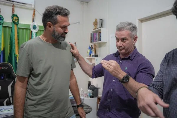 Bruno Bolsonaro Scheid questiona demora na aplicação da dosimetria e critica manutenção de condenações pelos atos de 08 de janeiro Bruno Bolsonaro Scheid questiona demora na aplicação da dosimetria e critica manutenção de condenações pelos atos de 08 de janeiro