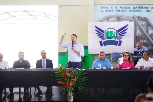 Alex Redano transforma reconhecimento em política de incentivo à educação e ao esporte em Rondônia