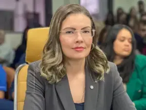 TRE-RO rejeita ação contra Sofia Andrade por 4 votos a 3