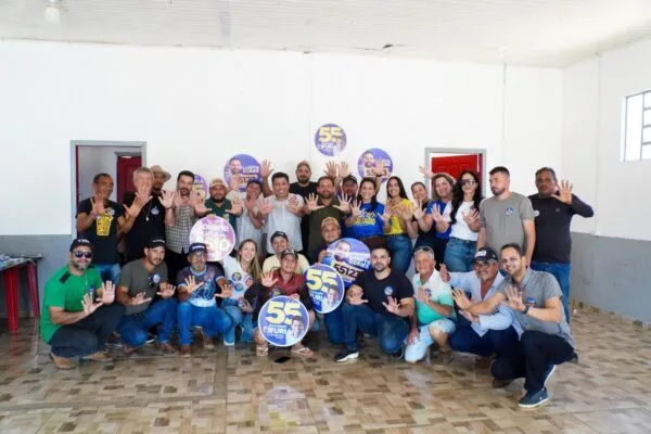 Laerte Gomes dá largada à campanha em Alvorada do Oeste com adesivaço e mobilização de apoiadores Laerte Gomes dá largada à campanha em Alvorada do Oeste com adesivaço e mobilização de apoiadores