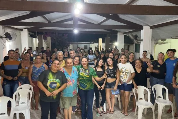 Sofia Andrade percorre Guajará-Mirim e Iata e reforça compromisso com suas raízes e com o projeto para Rondônia Sofia Andrade percorre Guajará-Mirim e Iata e reforça compromisso com suas raízes e com o projeto para Rondônia
