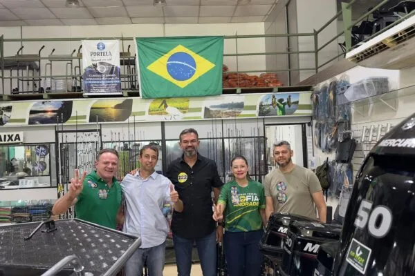 Bruno Bolsonaro e Sofia Andrade cumprem agenda em Porto Velho e reforçam união da direita em Rondônia Bruno Bolsonaro e Sofia Andrade cumprem agenda em Porto Velho e reforçam união da direita em Rondônia