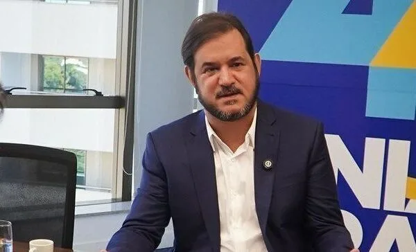 TRE-RJ aprova candidatura de Rueda por unanimidade