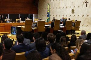 Impeachment de ministros não resolve crise do STF, diz professor