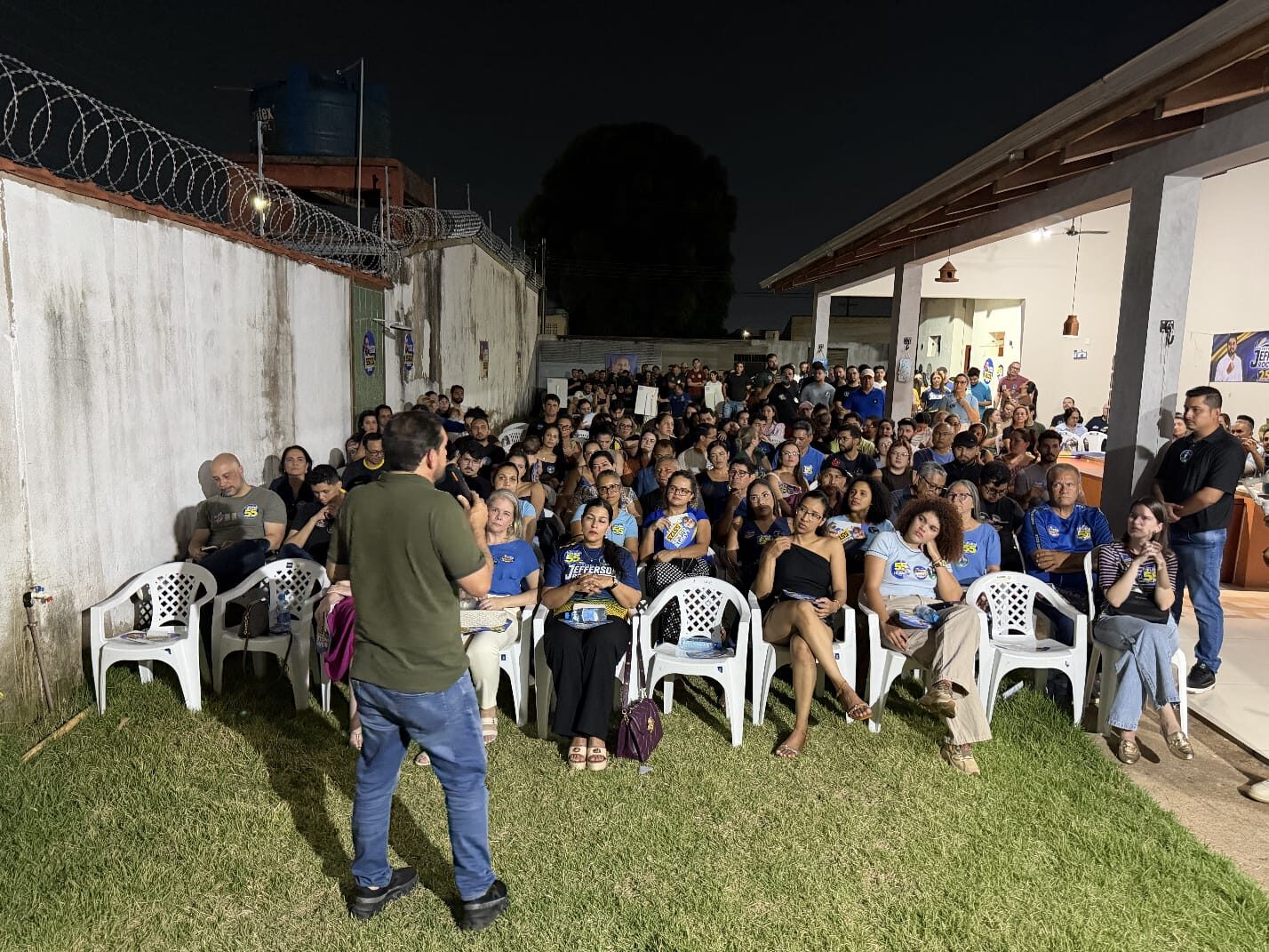 www.deixaeutefalar.com.br Em Alvorada do Oeste, Laerte Gomes reúne lideranças e reforça compromisso com o município