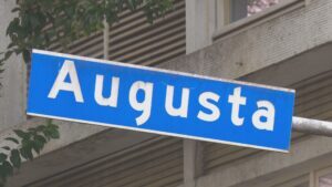 Suspeito de matar namorado na Rua Augusta se entrega à polícia