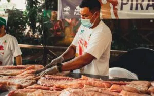 Feira do Pirarucu em Manaus vende peixe a partir de R$ 8 neste sábado