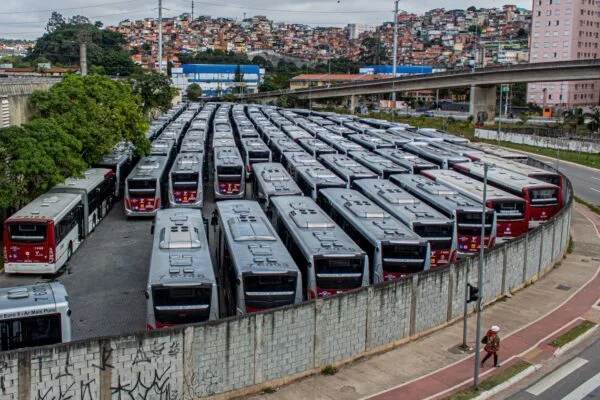 PCC e ônibus de SP: por que o setor atrai o crime organizado